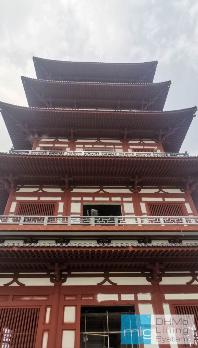 Ahşap yapı ile pagoda