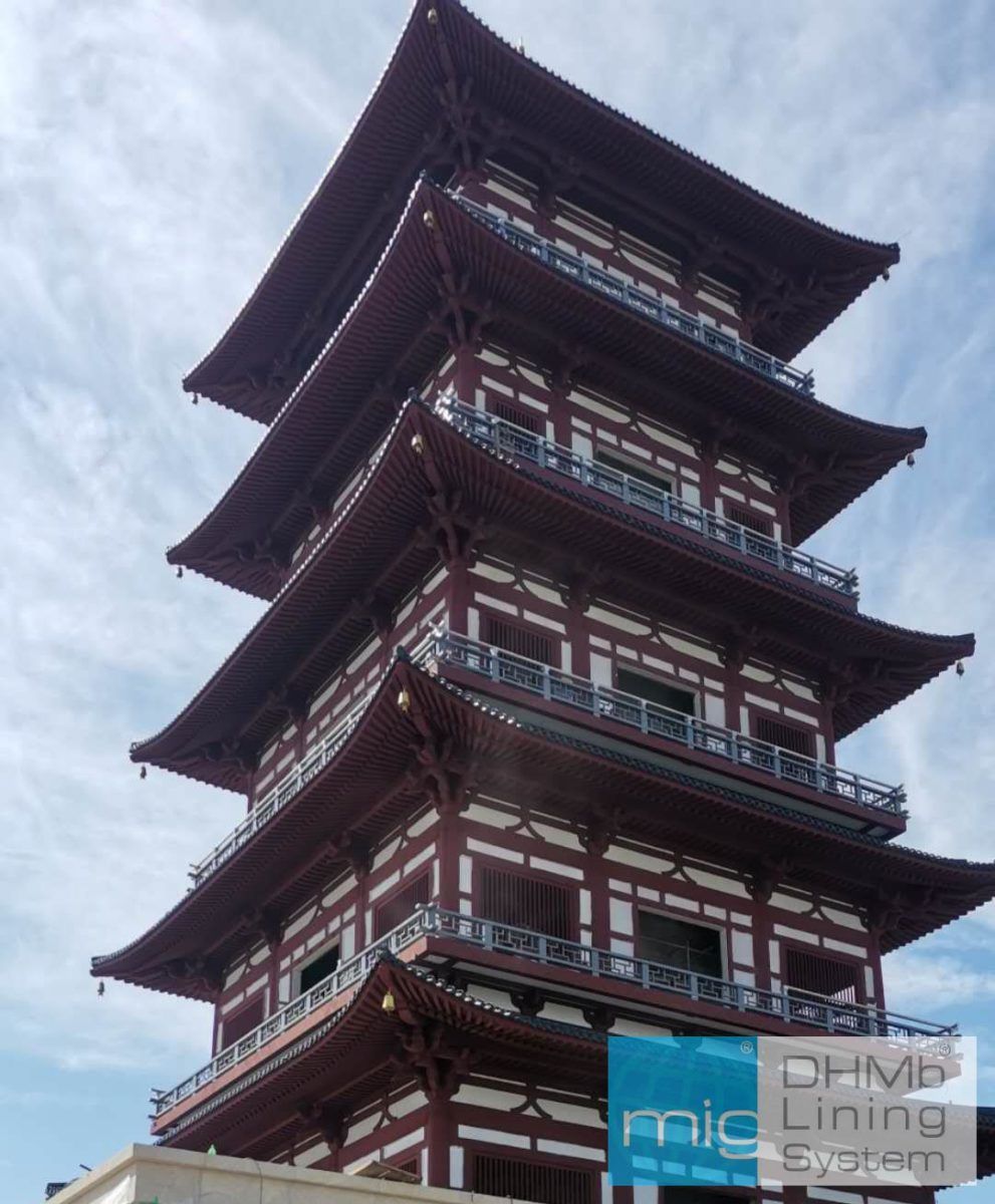 Ahşap yapı ile pagoda